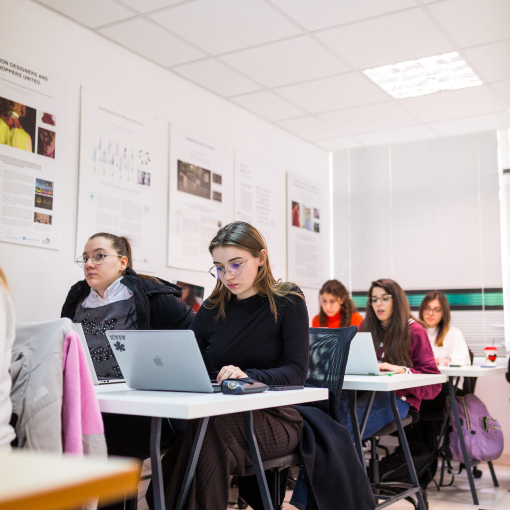 Advanced Diploma in Visual Communication